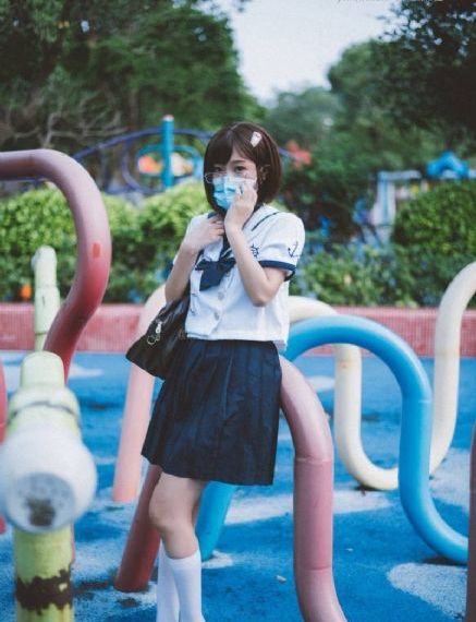 大胸女被c黄b站_BD英语动漫免费观看