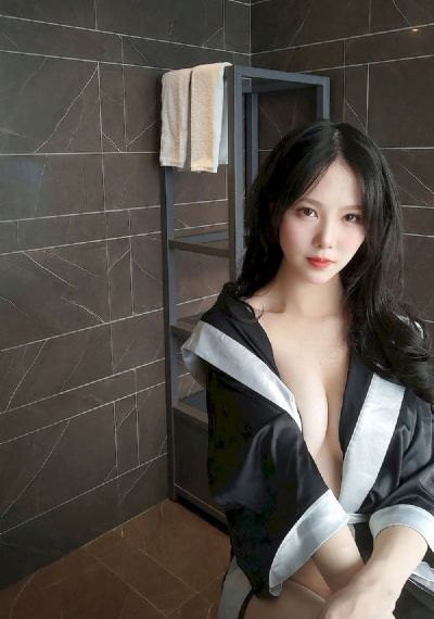 哎呀皇后娘娘来打工免费全集_1080动漫在线观看