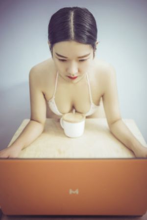 魔剑姬第一季高清播放_BD国语免费在线播放