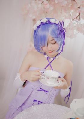 女大学生的沙龙室女主_BD动漫免费观看